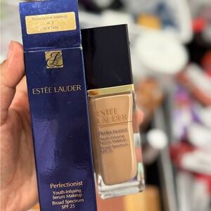 Estee Lauder Tan Foundation Makeup